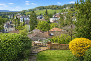Hauptbild BLICKFANG NEROBERG - Moderne 3-ZIMMER-WOHNUNG MIT GARAGE UND EINBAUKÜCHE